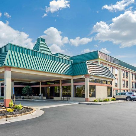 Quality Inn & Suites Olde Town Портсмут Экстерьер фото