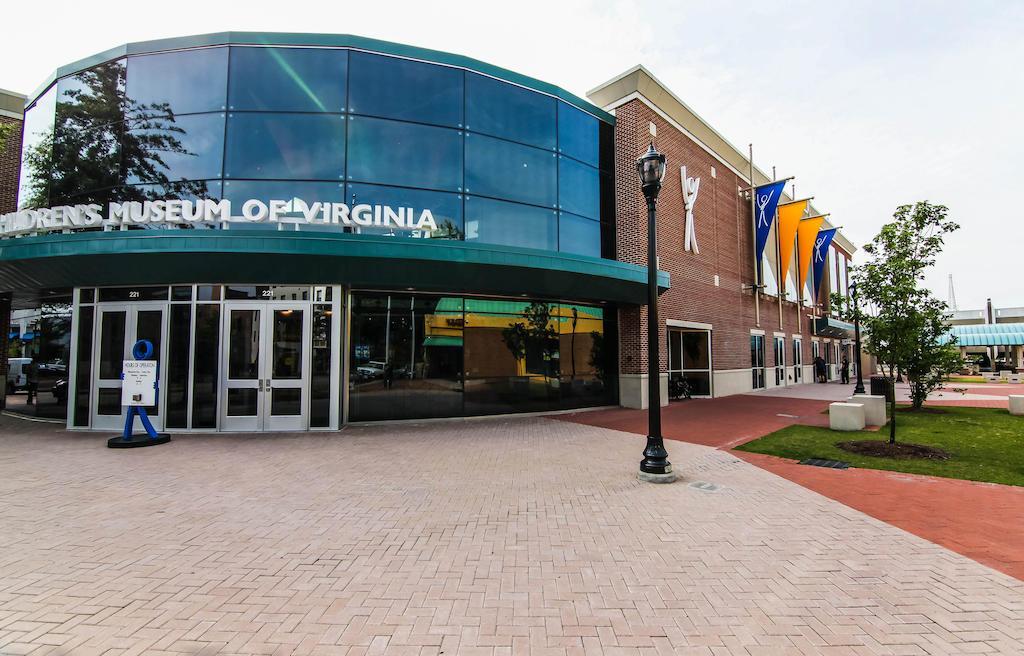 Quality Inn & Suites Olde Town Портсмут Экстерьер фото