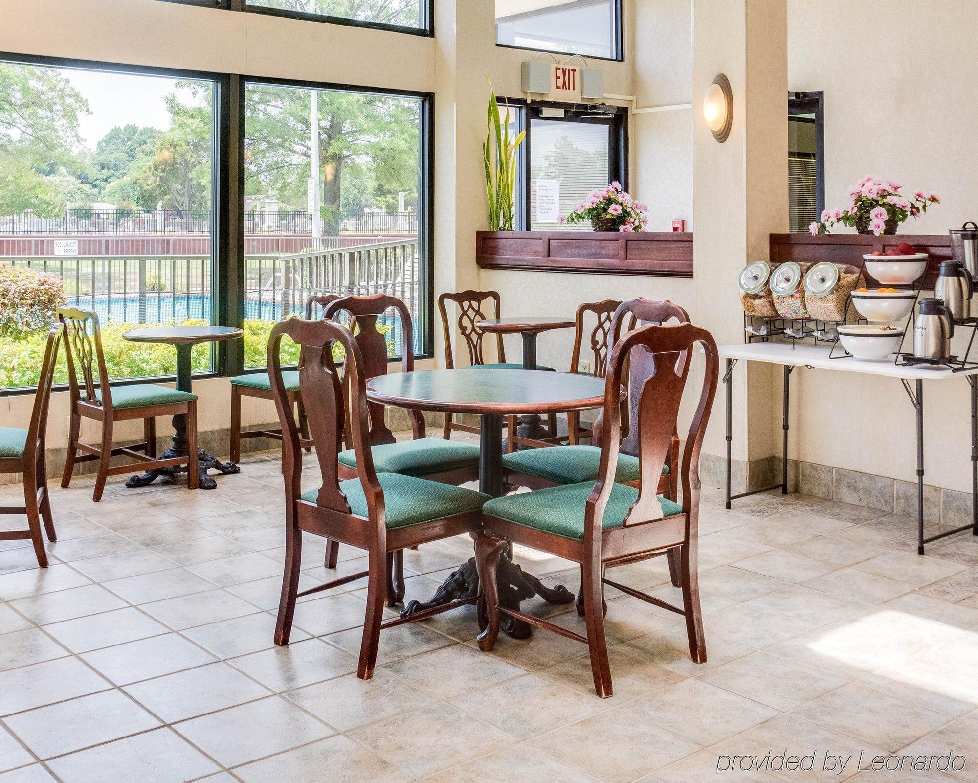 Quality Inn & Suites Olde Town Портсмут Экстерьер фото